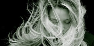 Jak poprawnie zafarbować włosy?