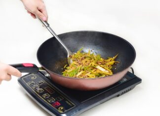 Czy indukcyjna płyta niszczy witaminy?