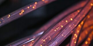 Jak przeciągnąć kabel przez ramę roweru?