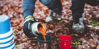 Czy kubek termiczny i termos to to samo?