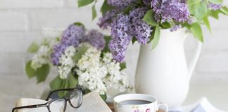 Jak usunąć osad z herbaty z termosu?