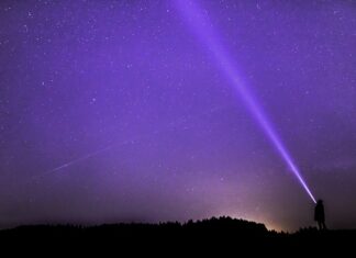 Jaka dobra latarka taktyczna?